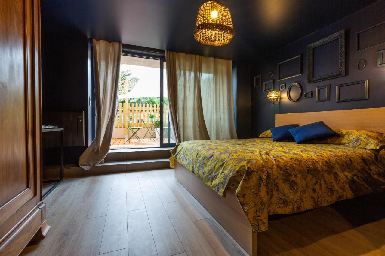Les Dames-Jeannes Bed & Breakfast Chavot-Courcourt Dış mekan fotoğraf